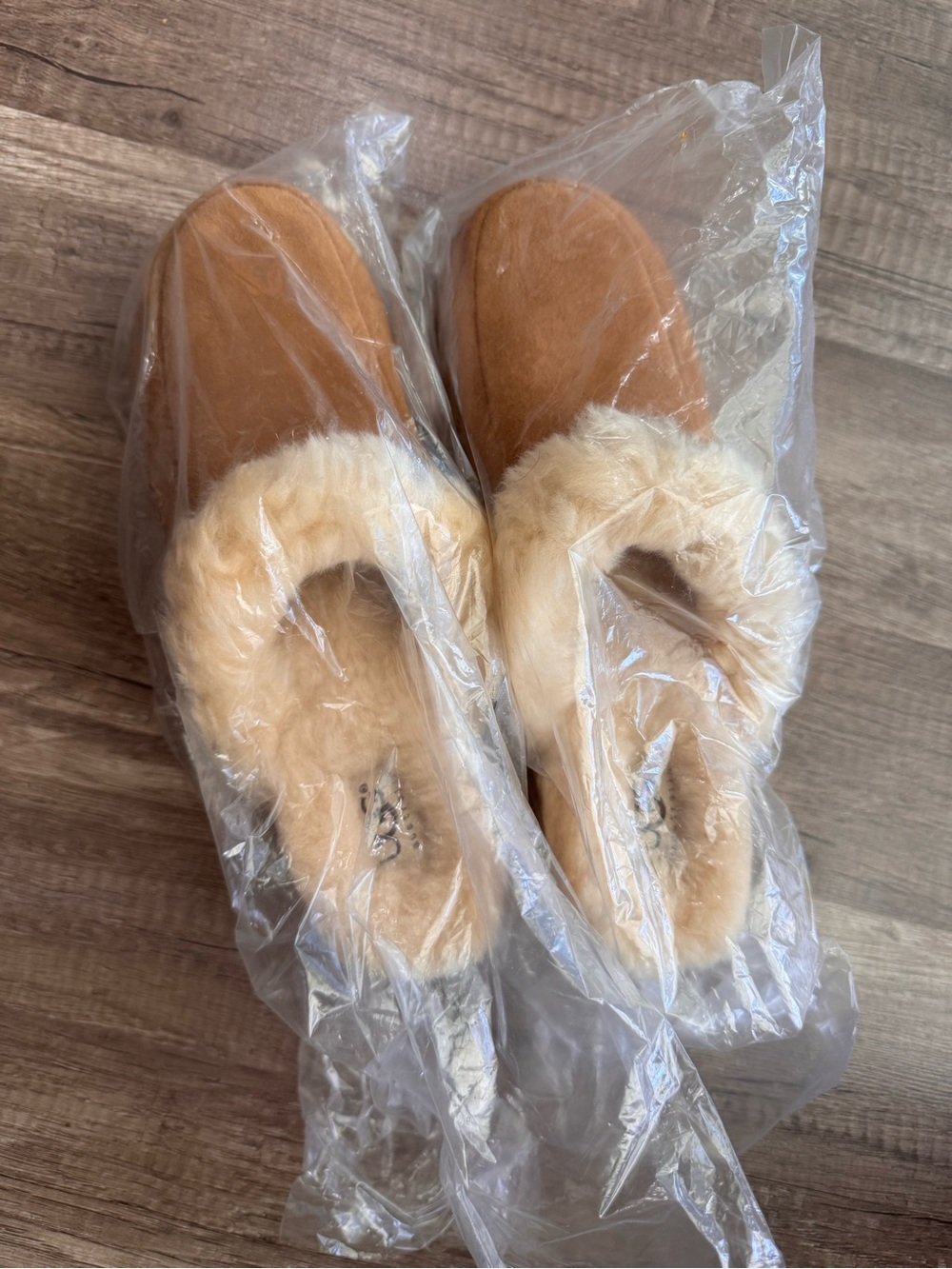 UGG Chestnut Women's Shearling-Lined Slip-On Flats